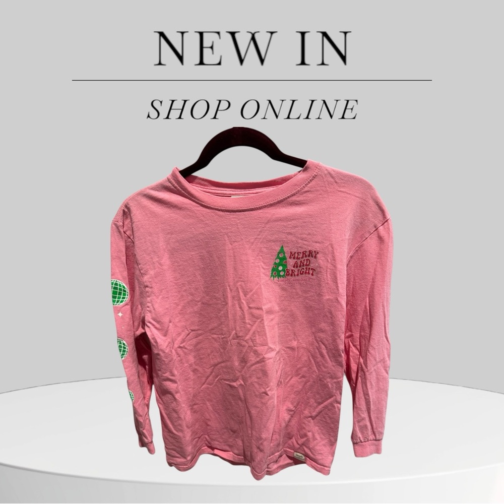 Simply Southern Festive Pink Tee with Christmas Tree